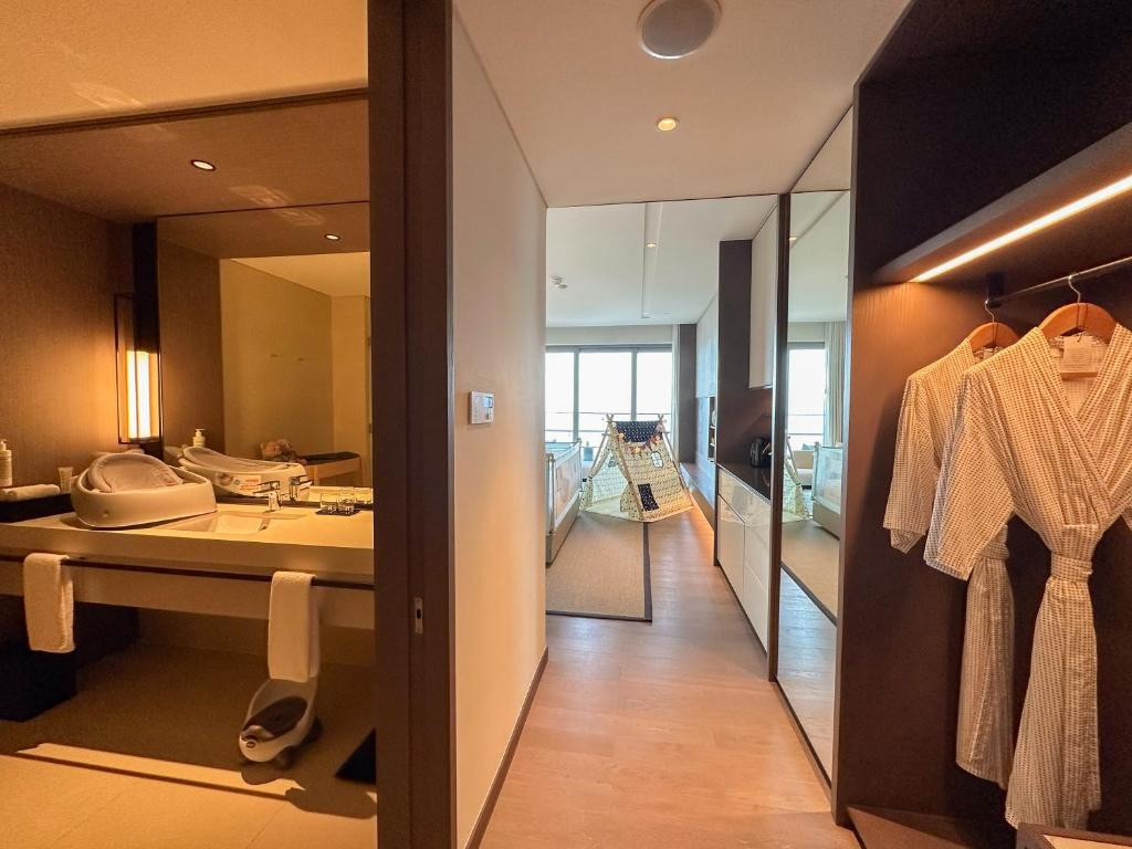 NEW WORLD HOIANA HOTEL фото 3