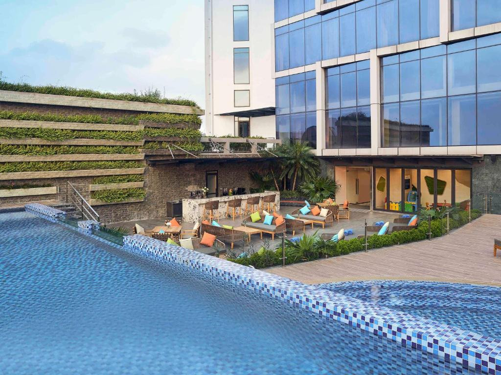 NOVOTEL HANOI THAI HA фото 7