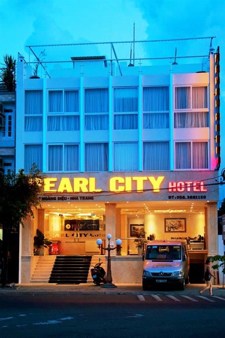 PEARL CITY HOTEL