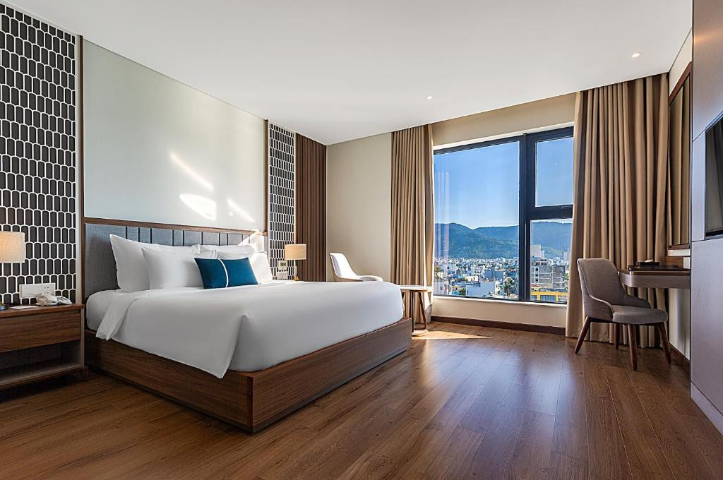 PENINSULA HOTEL DANANG фото 2