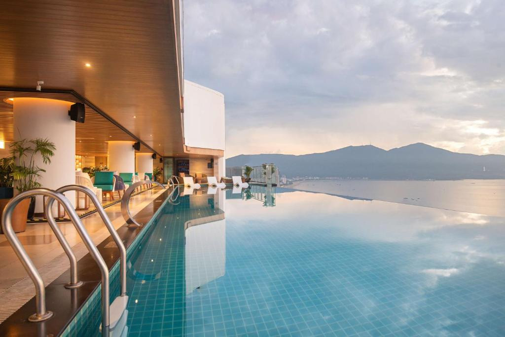 RADISSON HOTEL DANANG фото 8