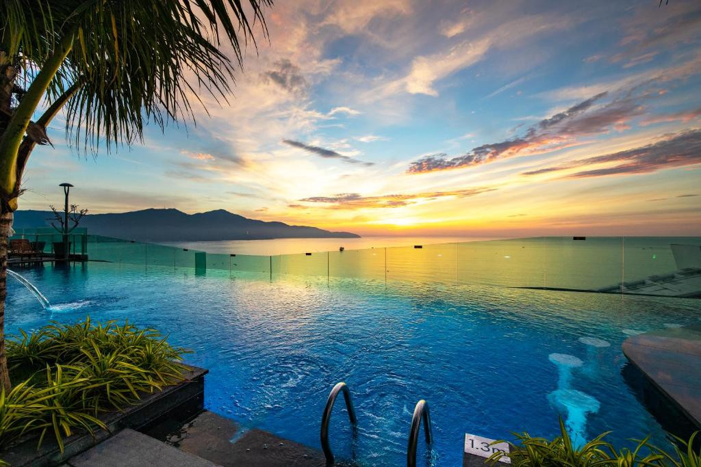 SALA DANANG BEACH HOTEL фото 2