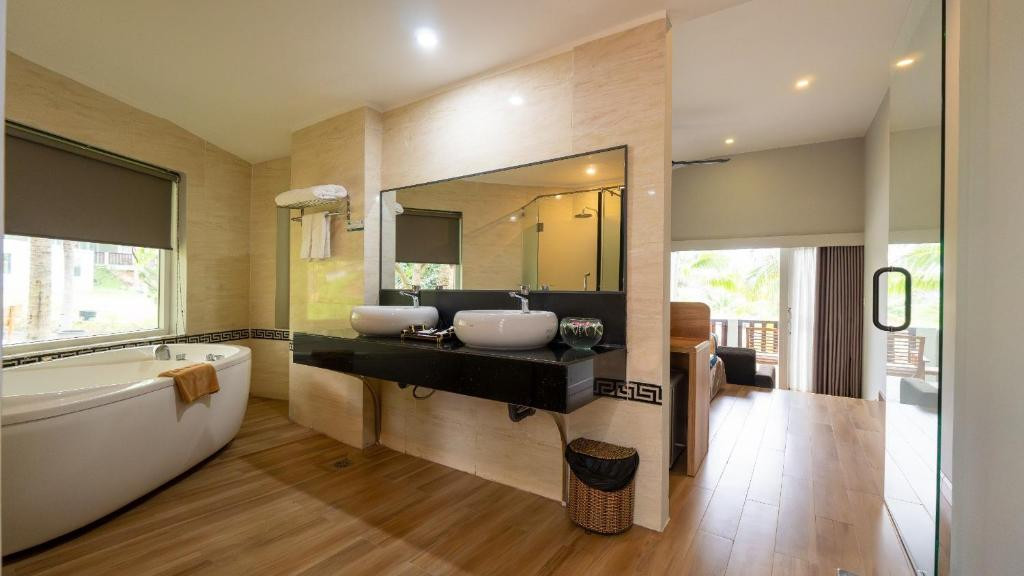SANDUNES BEACH RESORT & SPA фото 2