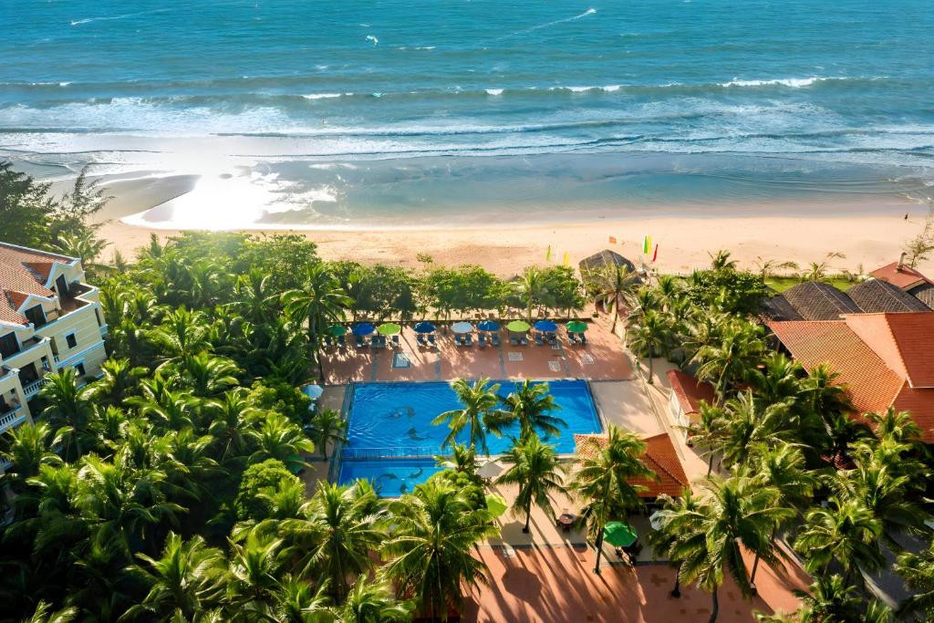 SEA LION BEACH RESORT & SPA (EX.DESSOLE BEACH RESORT MUI NE) фото 6