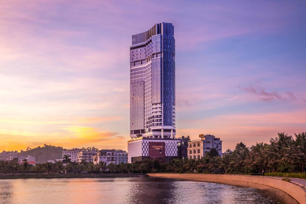 RADISSON BLU HOTEL HALONG (EX. SEA STARS)