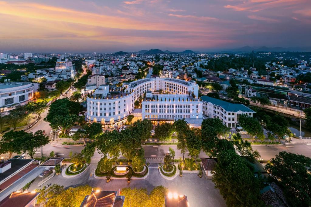SILK PATH GRAND HUE HOTEL фото 3