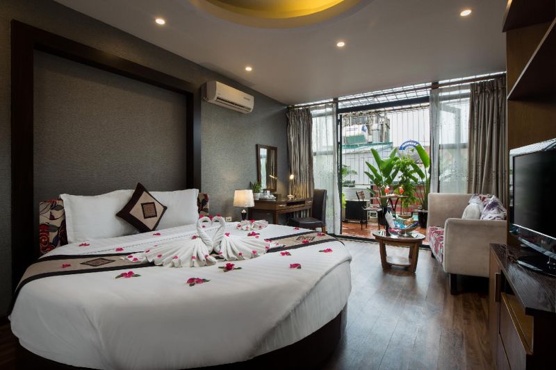 SPLENDID STAR GRAND