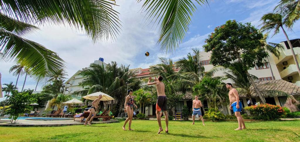SUN & SAND BEACH HOTEL фото 8