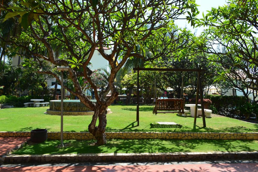LE AQUA RESORT & SPA PHAN THIET (EX. SWISS VILLAGE RESORT) фото 4