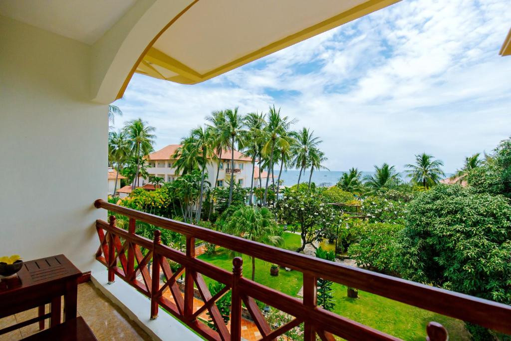 LE AQUA RESORT & SPA PHAN THIET (EX. SWISS VILLAGE RESORT) фото 8
