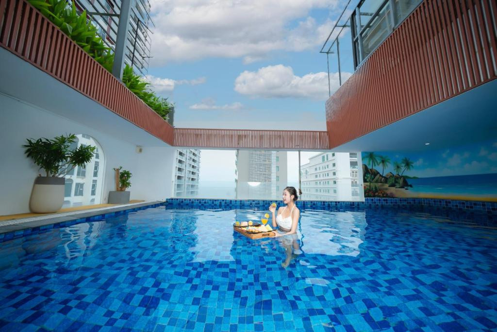 TGT DA NANG BEACH HOTEL фото 3