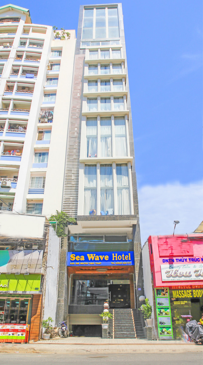 SEA WAVE HOTEL(ex. THANG LONG NHA TRANG)