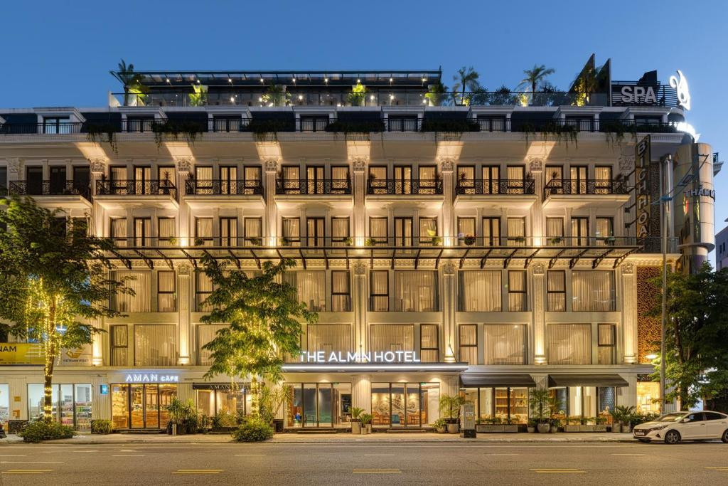 THE ALMIN HOTEL HALONG