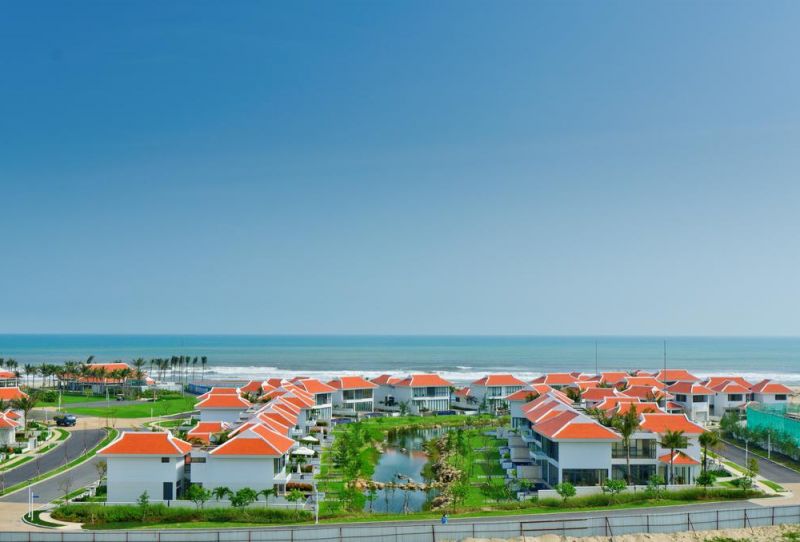 THE OCEAN VILLAS