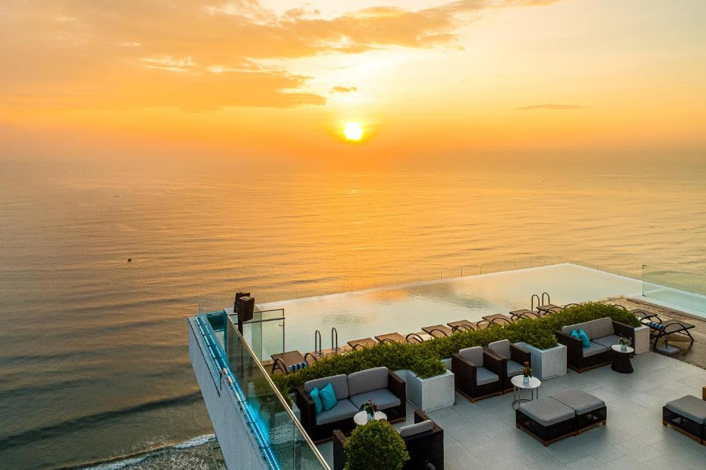 TMS HOTEL DA NANG BEACH фото 2