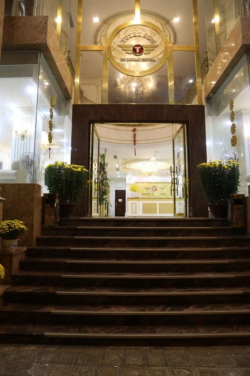 TUYET SON HOTEL фото 4