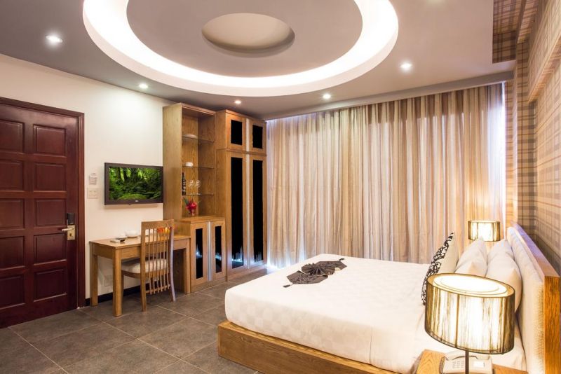 VALENTINE HOTEL