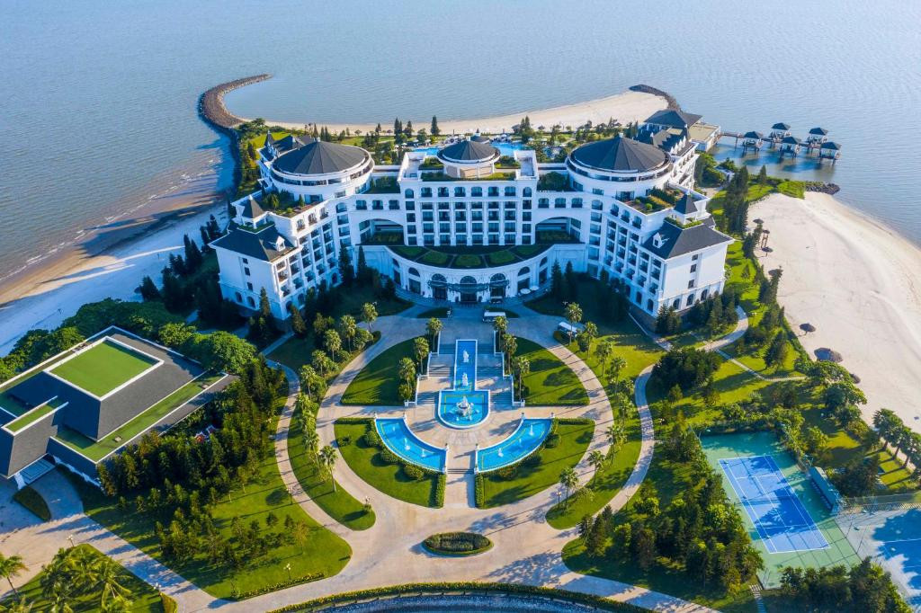 VINPEARL RESORT & SPA HA LONG фото 3
