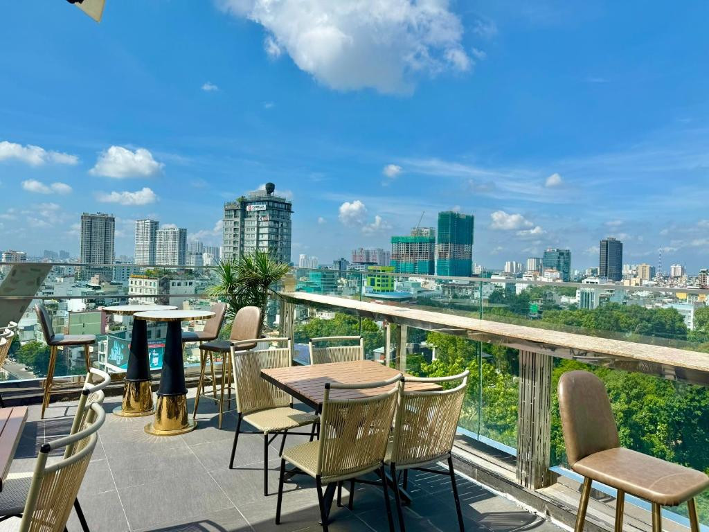 WINSUITES SAIGON фото 7