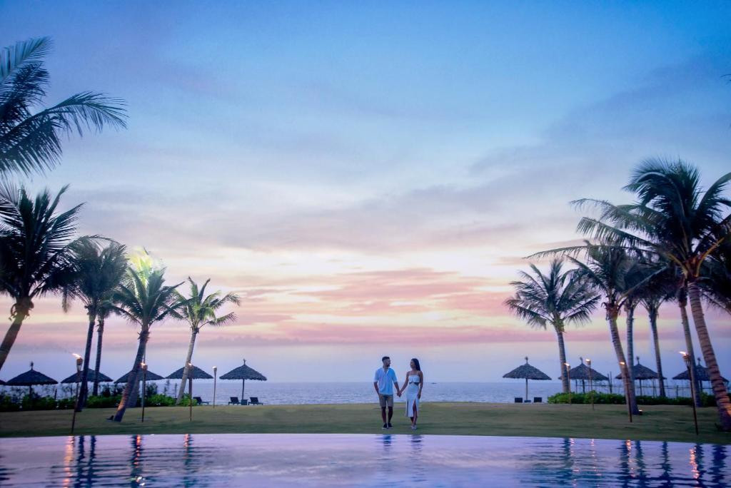 WYNDHAM HOI AN ROYAL BEACHFRONT RESORT & VILLAS фото 2