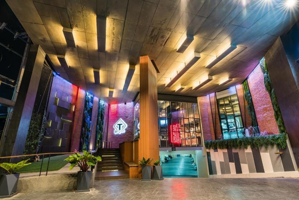 SURESTAY PLUS BY BEST WESTERN T PATTAYA фото 7