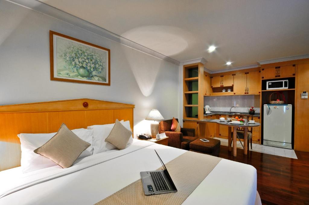 ADMIRAL SUITES фото 5