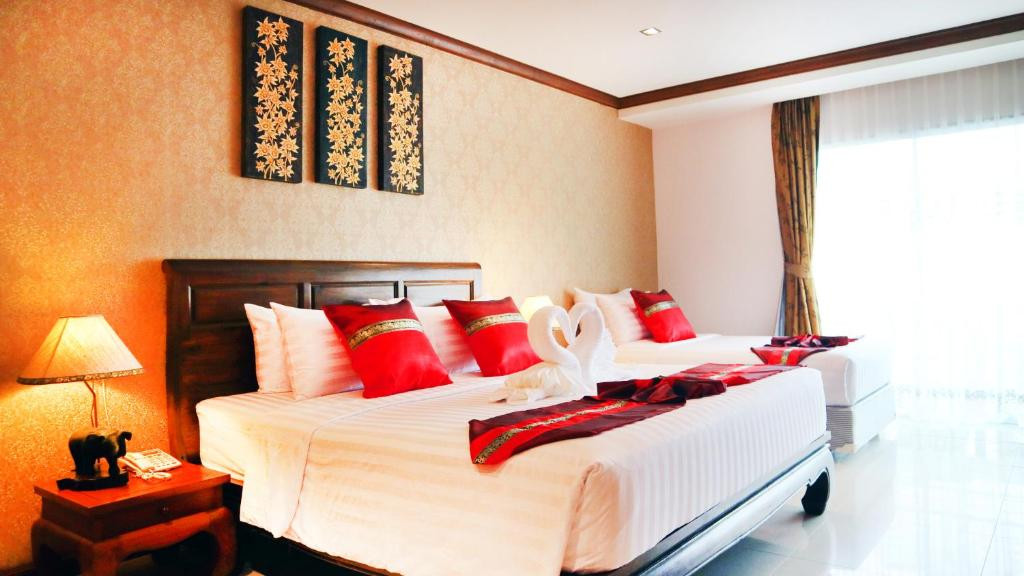AIYAREE PLACE HOTEL фото 2