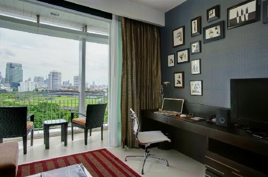 DUSIT SUITES RATCHADAMRI BANGKOK (EX. ANANTARA BAAN RAJPRASONG SERVICED SUITES) фото 5