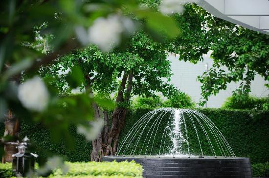 DUSIT SUITES RATCHADAMRI BANGKOK (EX. ANANTARA BAAN RAJPRASONG SERVICED SUITES) фото 8
