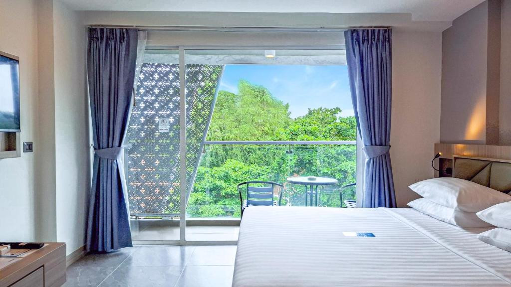 CLARIAN HOTEL BEACH PATONG (EX. ARAYA BEACH RESORT & SPA) фото 4