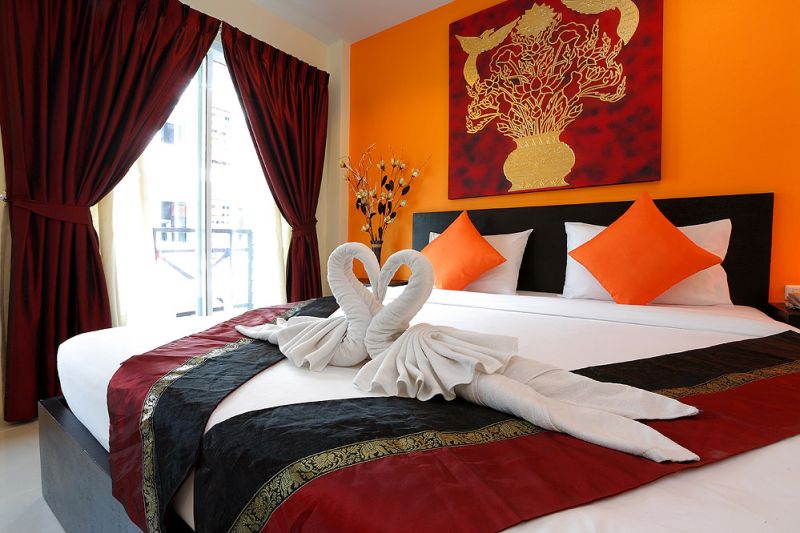 AT HOME BOUTIQUE фото 2