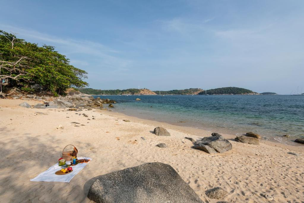 BAAN KRATING PHUKET RESORT фото 2