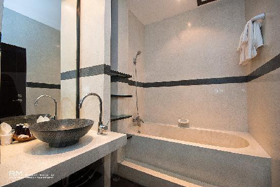 BAN KAO TROPICAL BOUTIQUE RESIDENCE & SPA фото 6