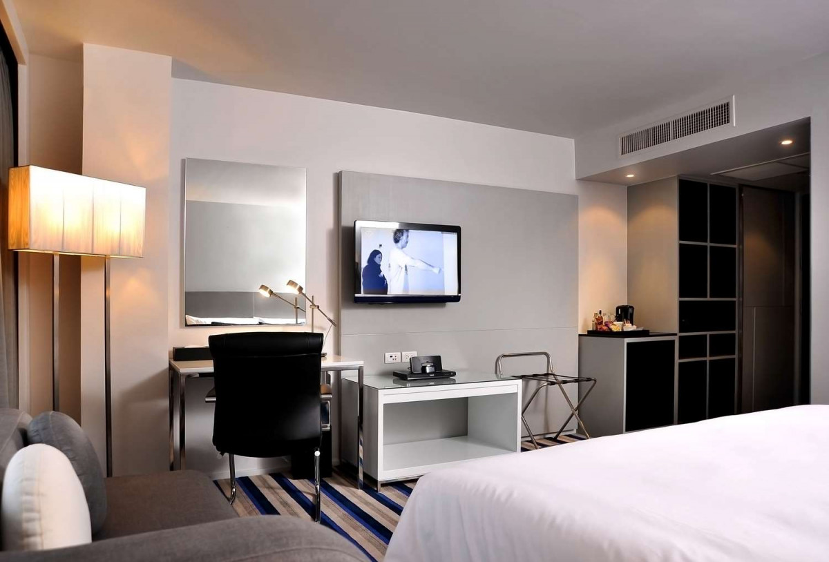 BEST WESTERN SUKHUMVIT 20 фото 6