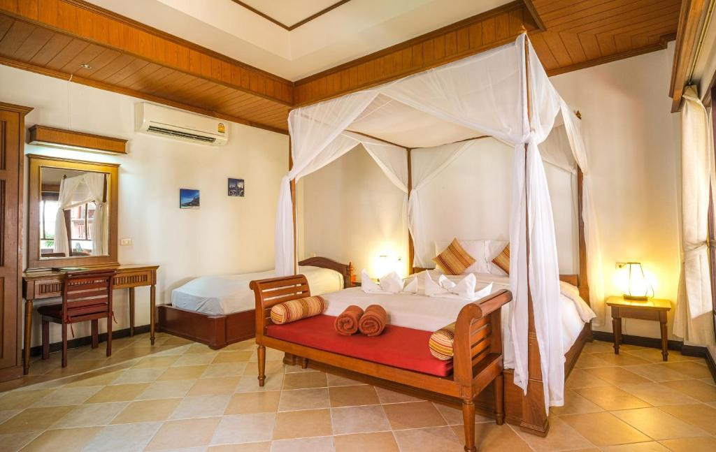 BHUNDHARI CHAWENG BEACH RESORT фото 4