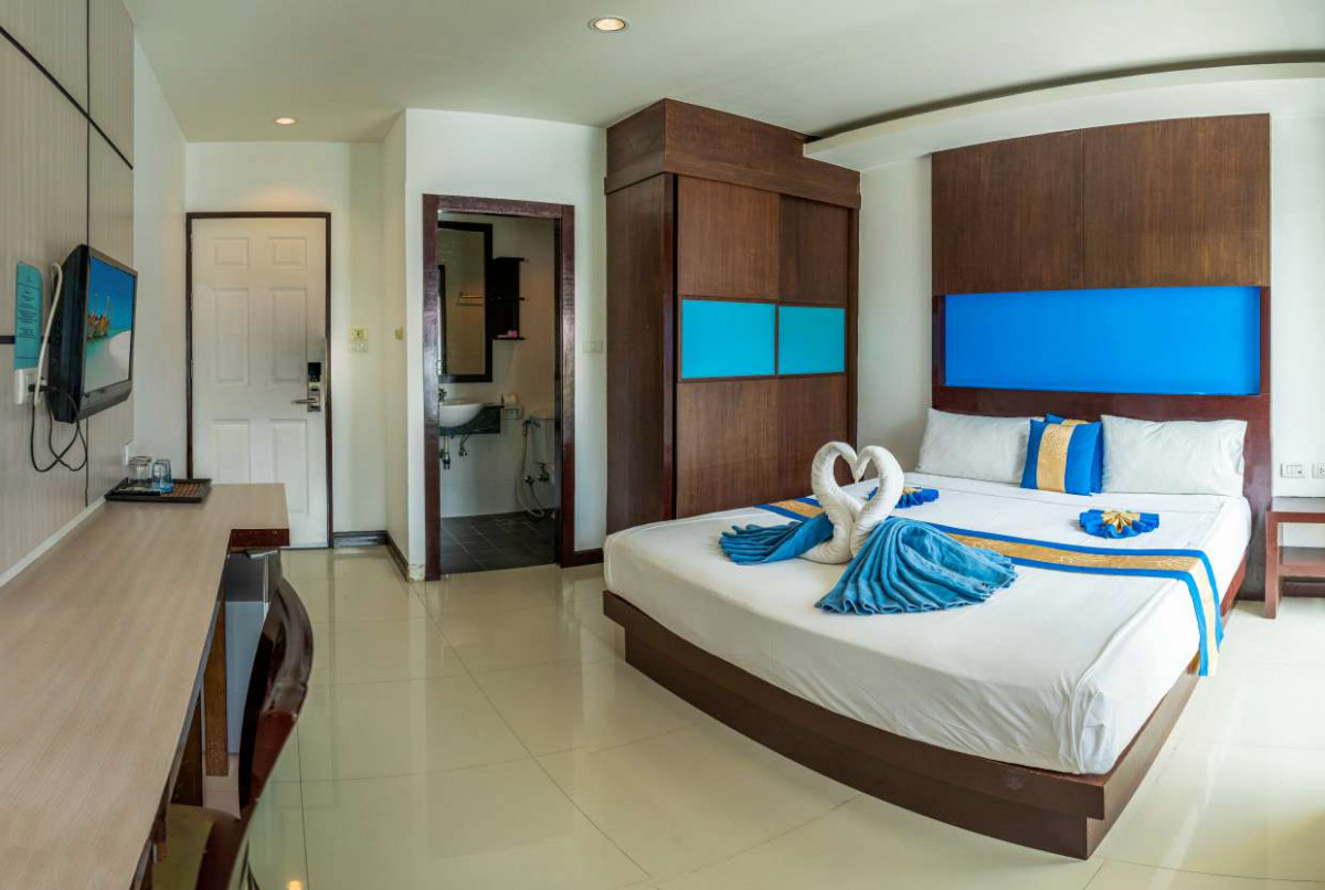 TUANA BLUE SKY RESORT (EX. BLUE SKY PATONG) фото 2