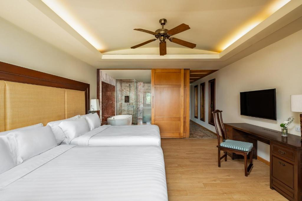 CENTARA GRAND BEACH RESORT PHUKET фото 7