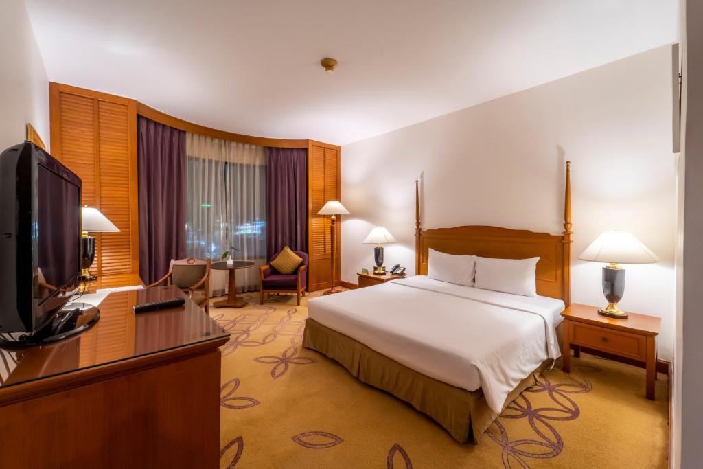 CENTURY PARK HOTEL фото 4