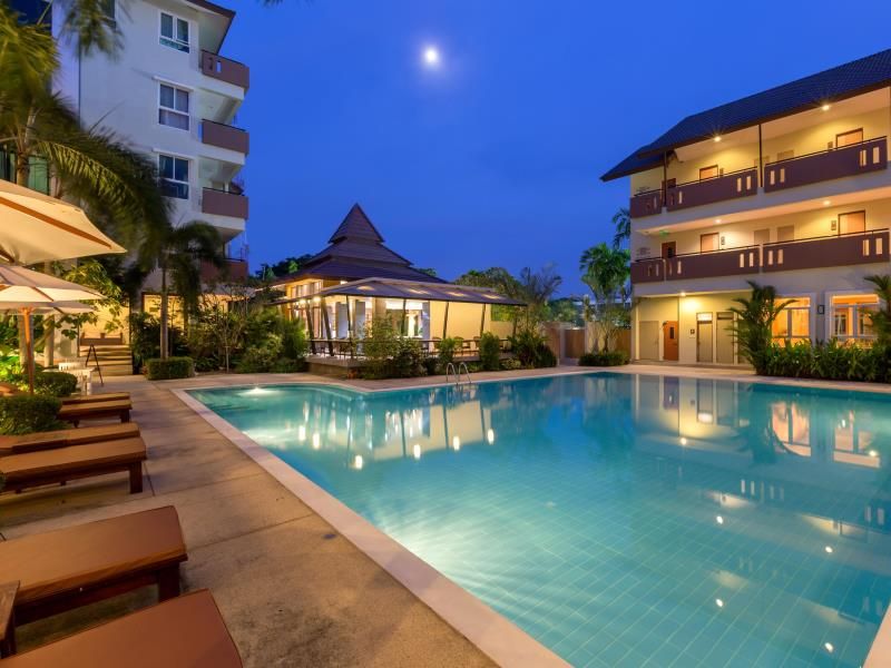 CHAIYAPERUEK SUITES фото 5