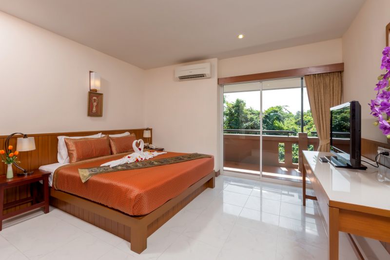 CHAIYAPERUEK SUITES фото 6