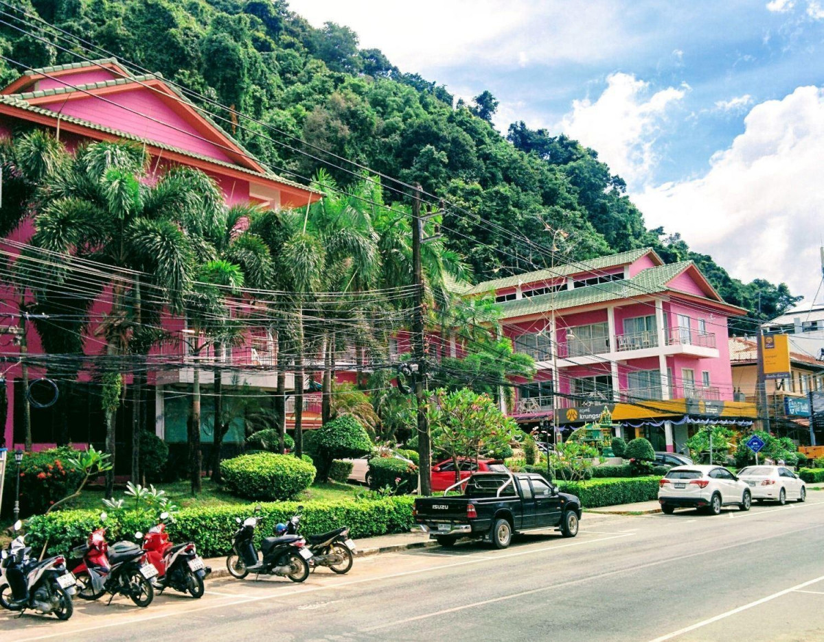 COOKIES HOTEL & BUNGALOWS