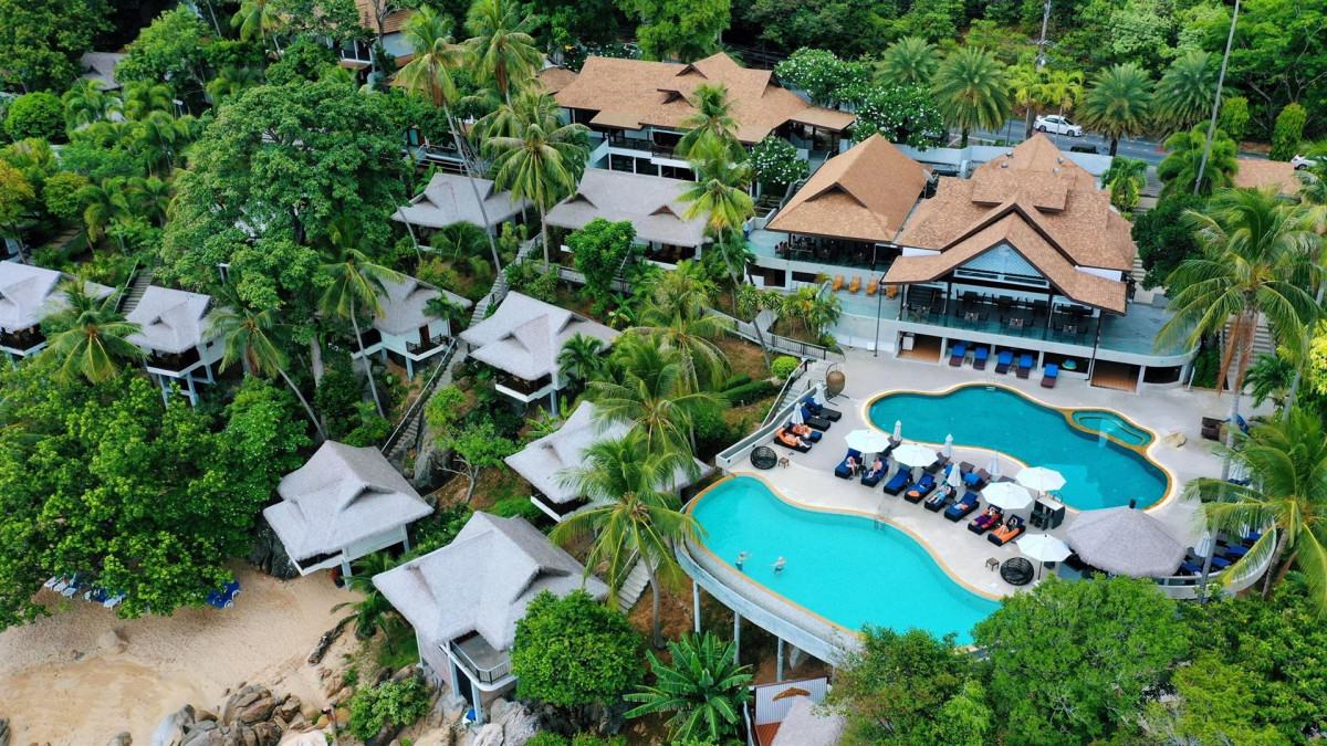 CORAL CLIFF BEACH RESORT (EX. CORAL COVE CHALET)