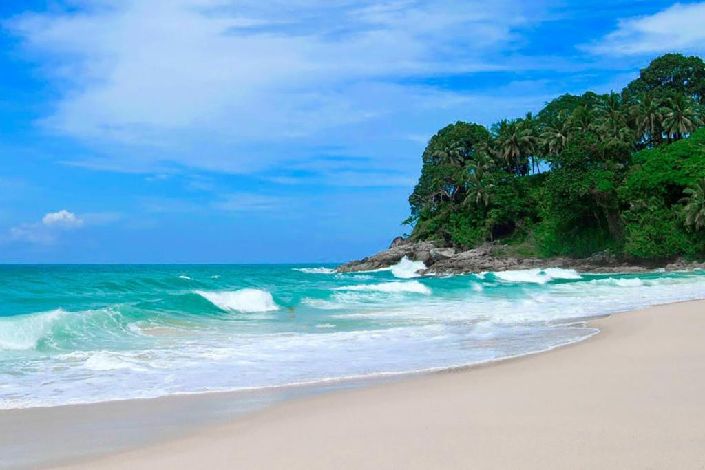 HOLIDAY INN RESORT PHUKET SURIN BEACH (EX. DESTINATION RESORTS PHUKET SURIN BEACH) фото 2