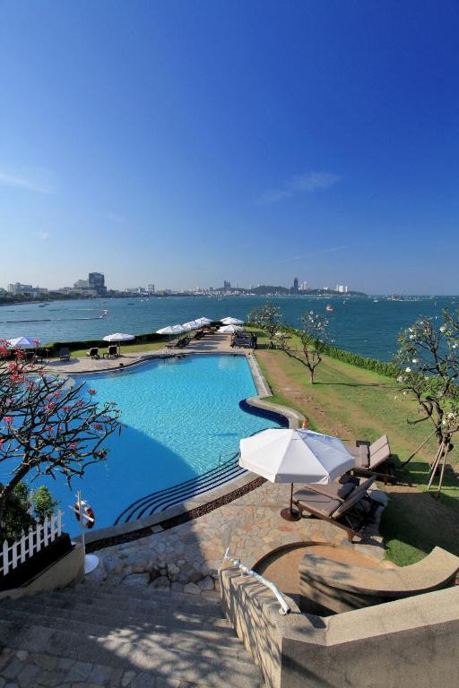 DUSIT THANI PATTAYA фото 4