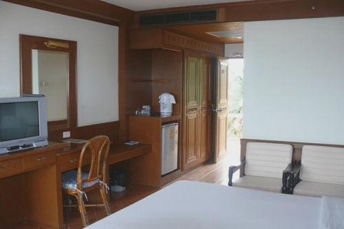 FIRST SEA VIEW HOTEL AND RESORT фото 4