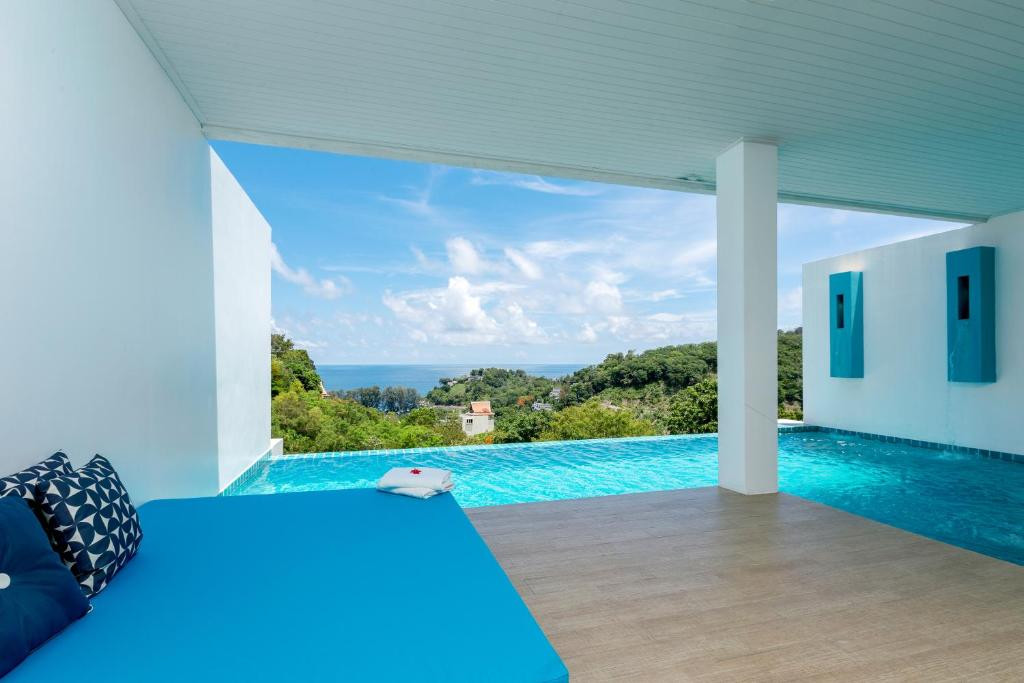 AMALA GRAND BLEU RESORT (EX. GRAND BLEU OCEAN VIEW POOL SUITE) фото 3
