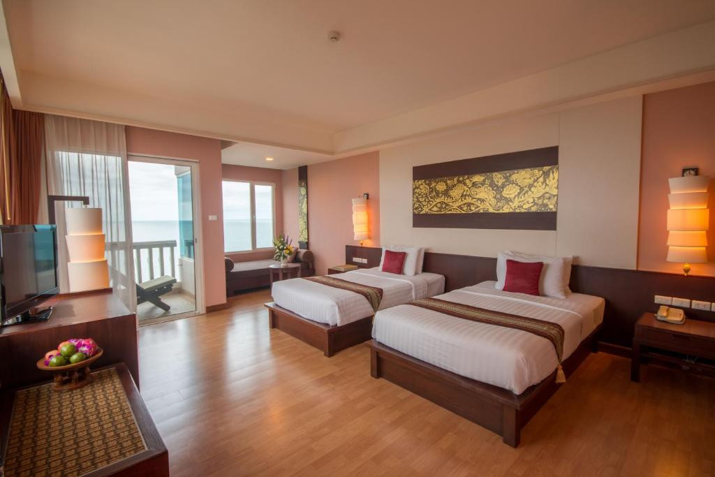 GRAND PACIFIC SOVEREIGN RESORT & SPA фото 4