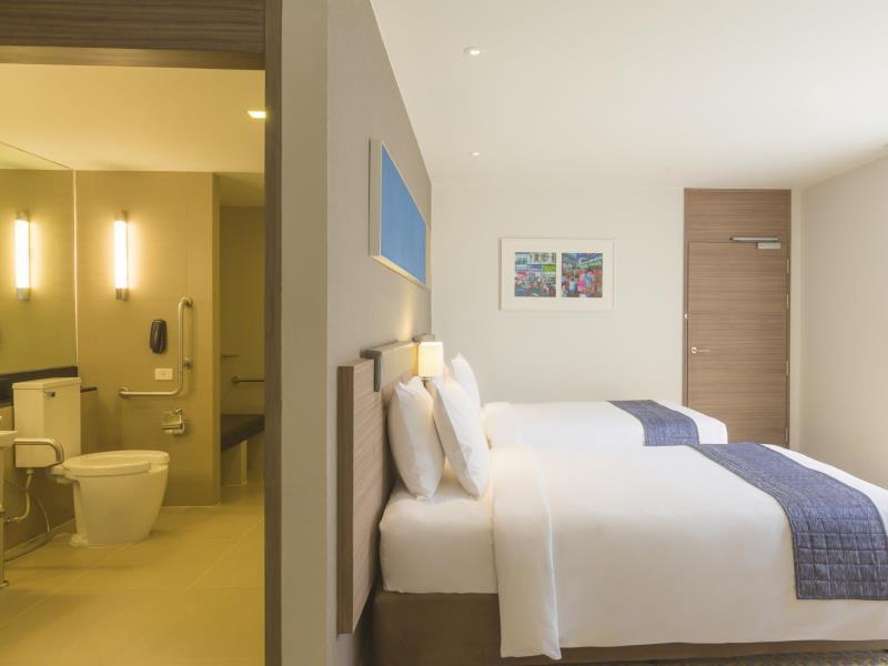 HOLIDAY INN EXPRESS BANGKOK SATHORN фото 4
