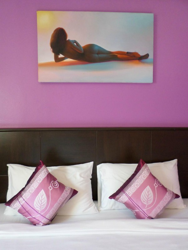 HOLLYWOOD INN LOVE фото 8