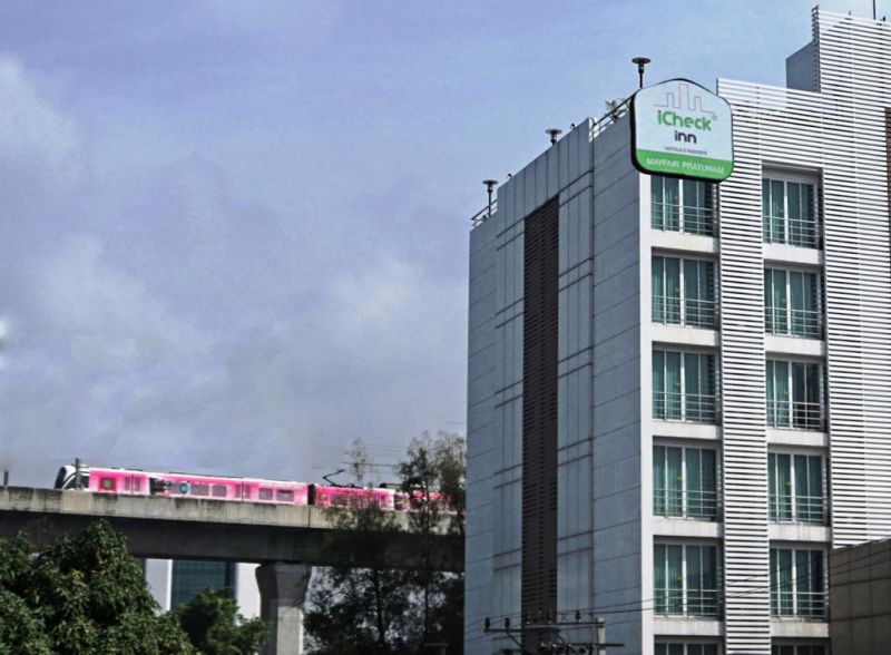 ICHECK INN MAYFAIR PRATUNAM